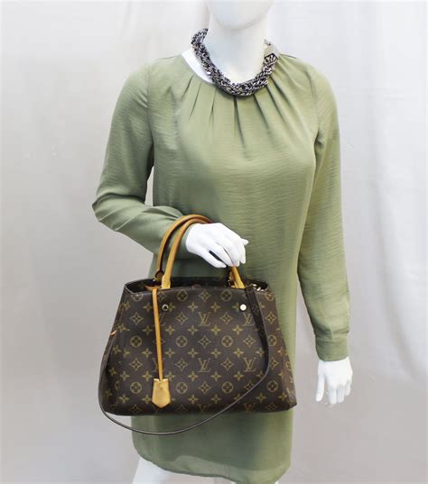 louis vuitton montaigne mm canvas shoulder hand bag monogram|Louis Vuitton grand palais monogram.